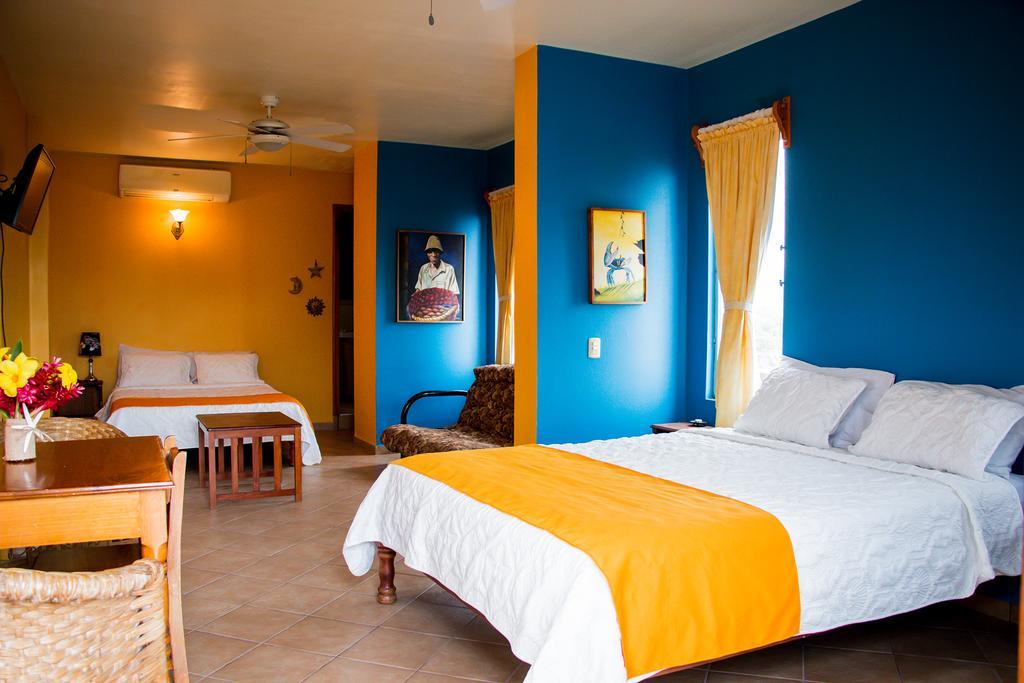 Hotel Maya Vista Tela Zewnętrze zdjęcie